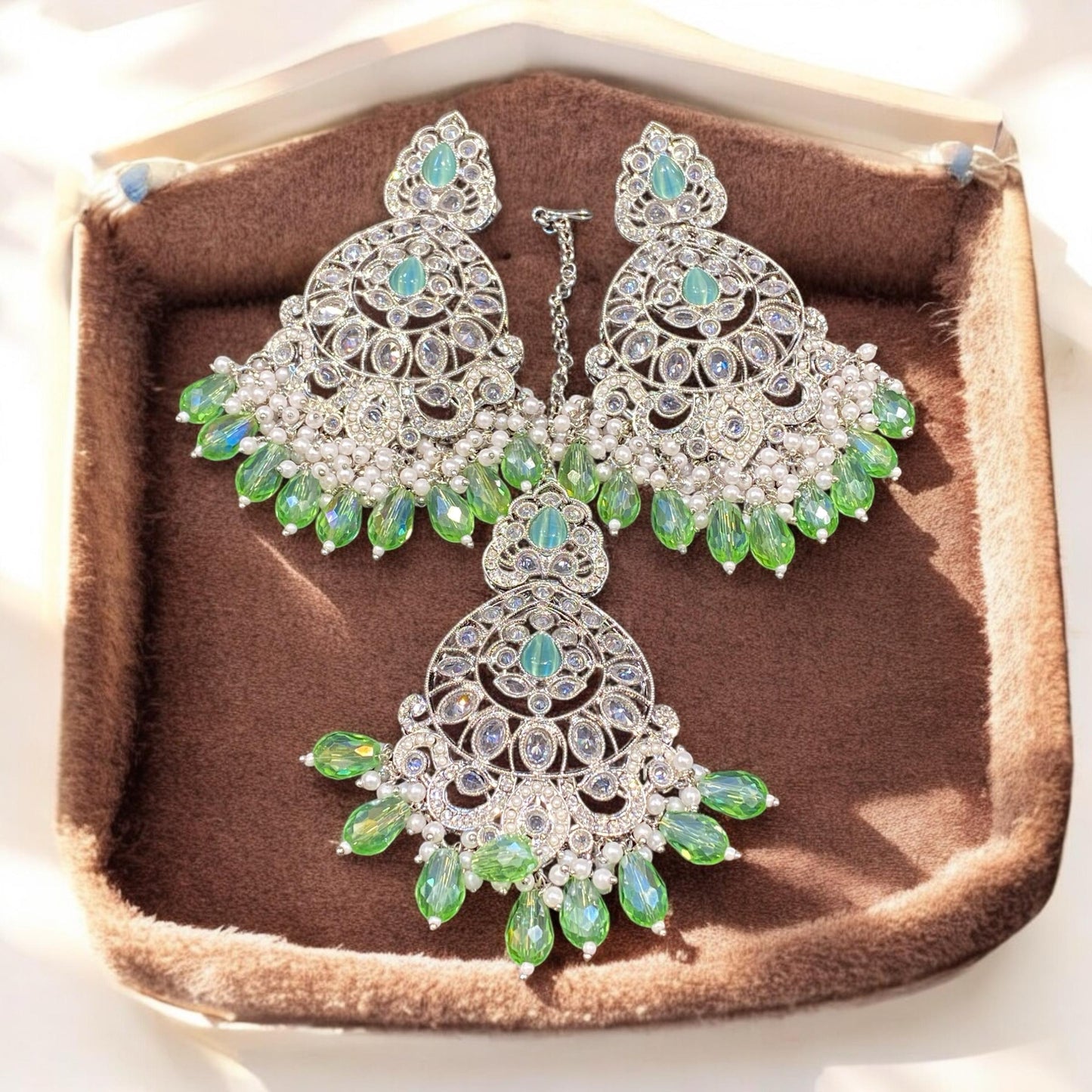 Pakistani/Indian big Mang tikka and Earrings/oversized tikka/jewellery/punjabi tika/jadau tikka/chandlerearrings /StatementEarrings/Earrings