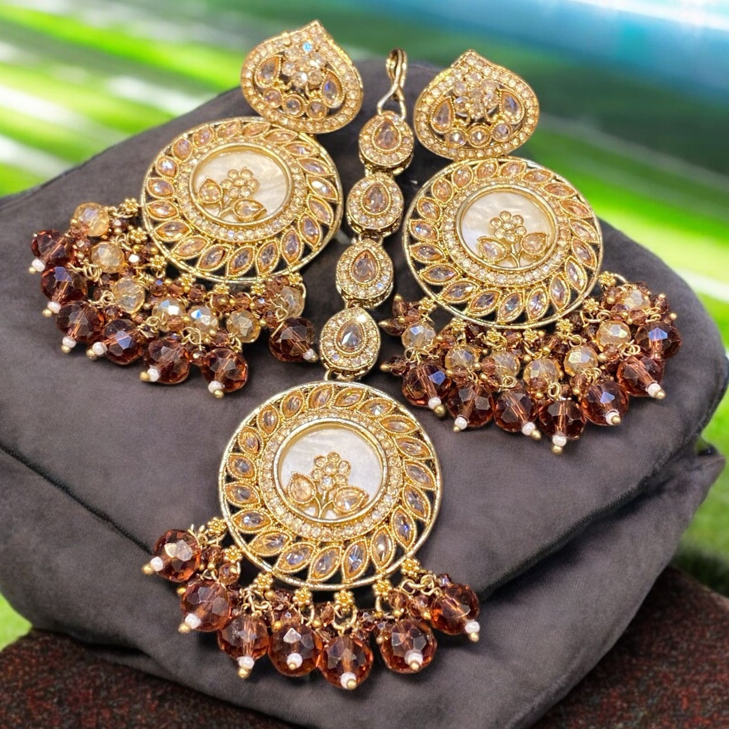 Pakistani/Indian big Mang tikka and Earrings/oversized tikka/jewellery/punjabi tika/jadau tikka/chandlerearrings /StatementEarrings/Earrings