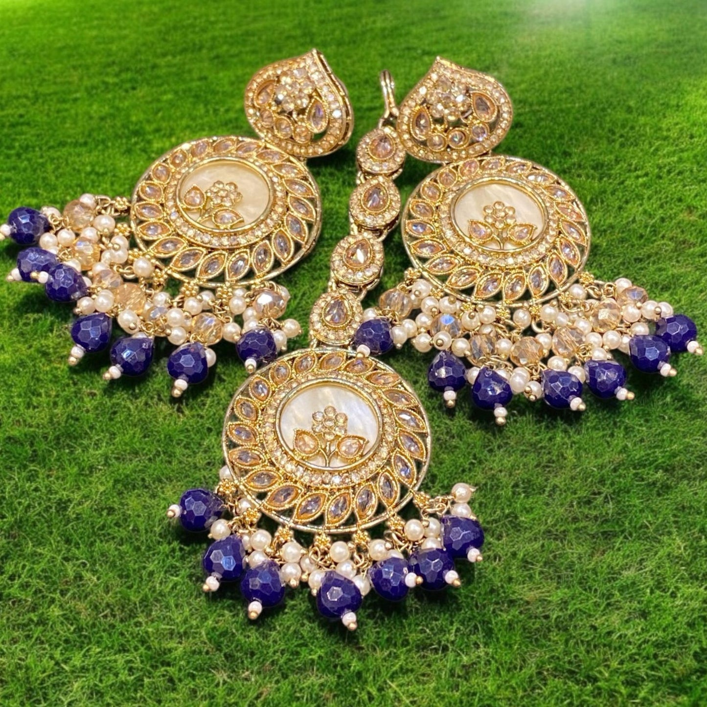 Pakistani/Indian big Mang tikka and Earrings/oversized tikka/jewellery/punjabi tika/jadau tikka/chandlerearrings /StatementEarrings/Earrings