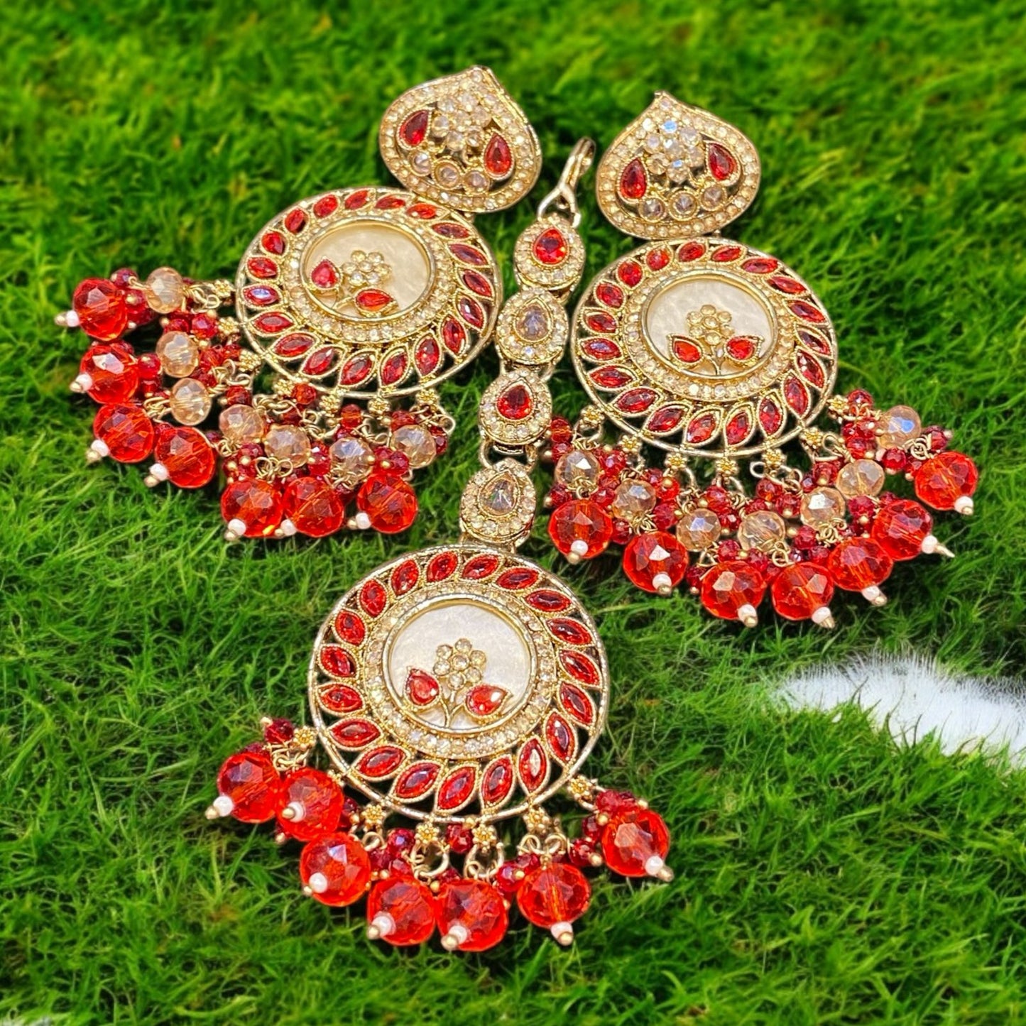 Pakistani/Indian big Mang tikka and Earrings/oversized tikka/jewellery/punjabi tika/jadau tikka/chandlerearrings /StatementEarrings/Earrings