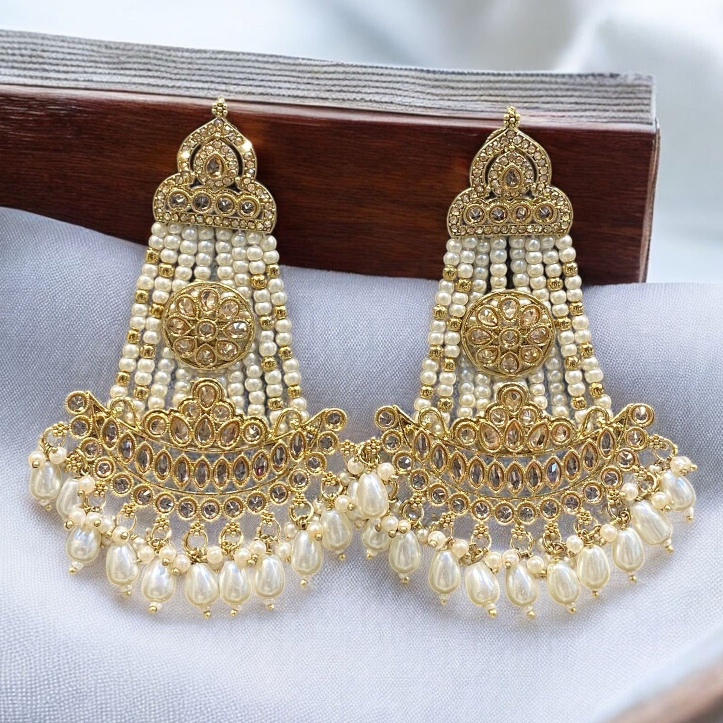 Pakistani/Indian big Mang tikka and Earrings/oversized tikka/jewellery/punjabi tika/jadau tikka/chandlerearrings /StatementEarrings/Earrings