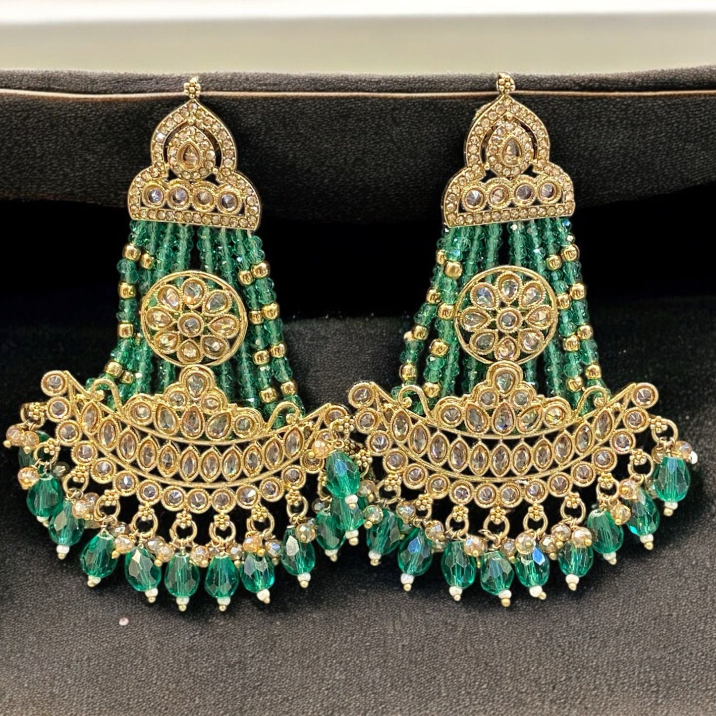 Pakistani/Indian big Mang tikka and Earrings/oversized tikka/jewellery/punjabi tika/jadau tikka/chandlerearrings /StatementEarrings/Earrings