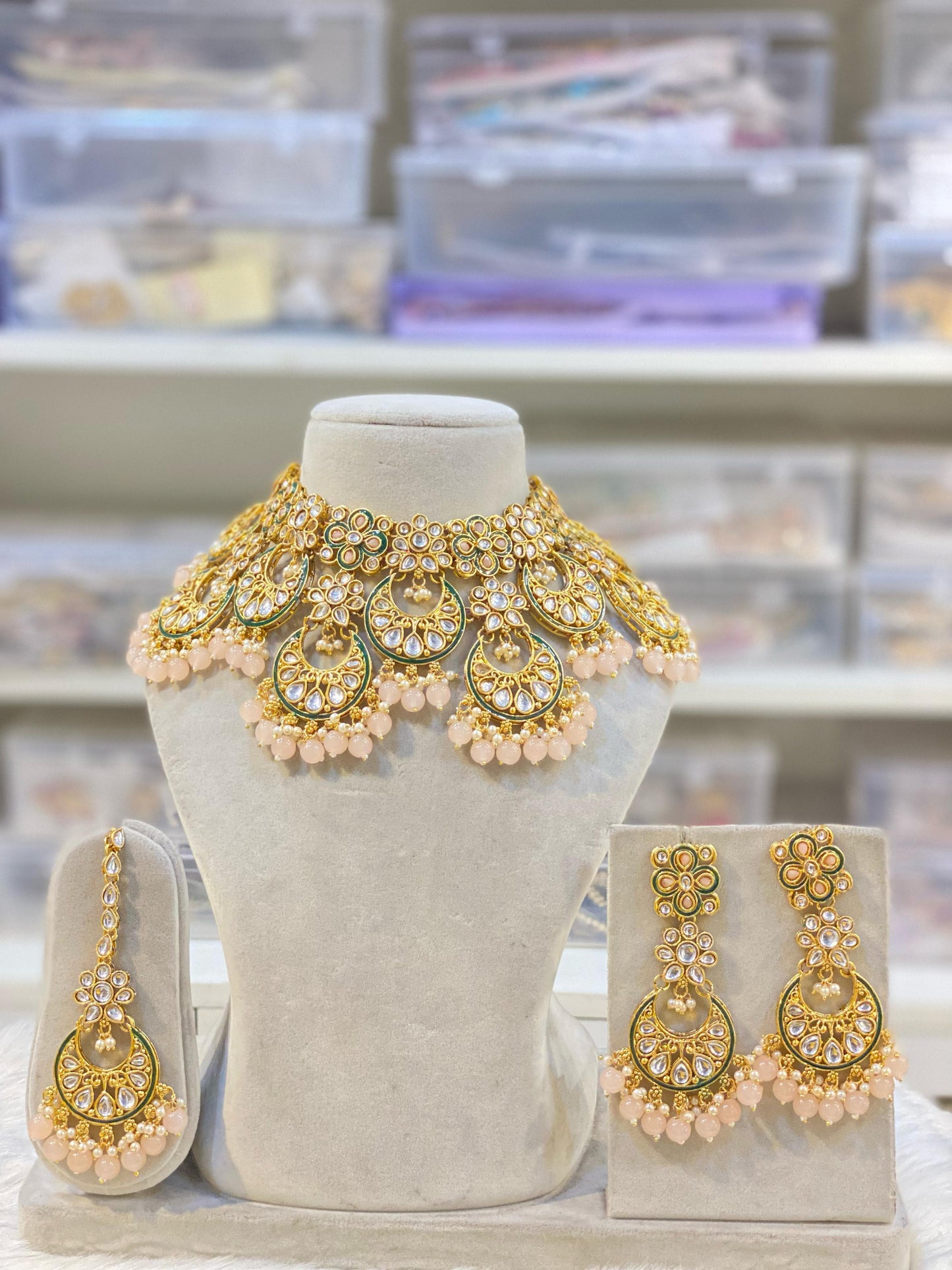 Indian Wedding Bridal Choker Necklace /Bridal Jewelery/Polki Kundan Set/Bridal Wedding Set/Handmade Kundan Necklace/Punjabi Wedding